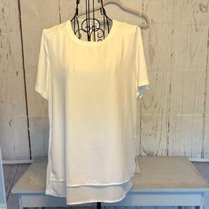 Elegant Cream Women's Top Size Medium